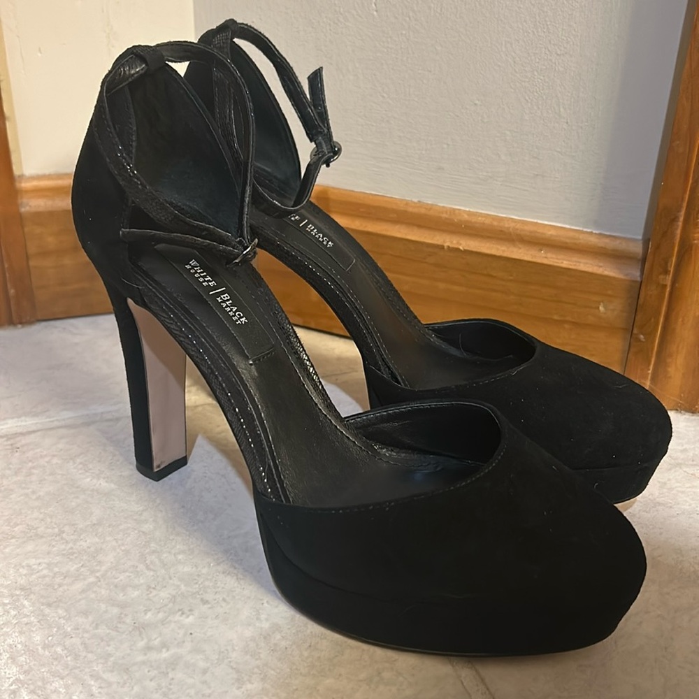 White House Black Market Marianna suede heel size 8